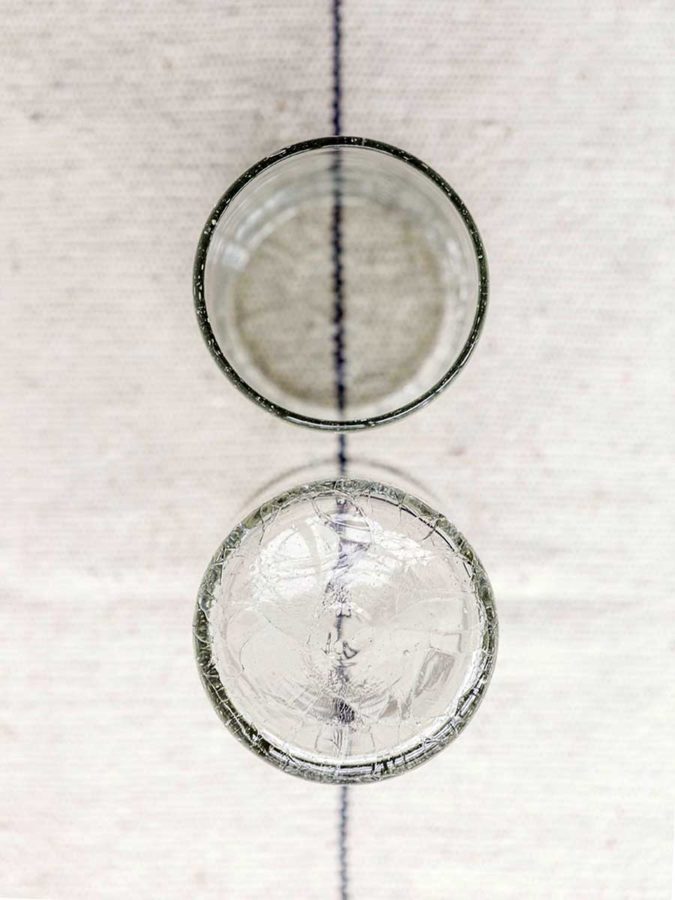 LARGE GLASS CRACKLED GLASSES - SET OF 4